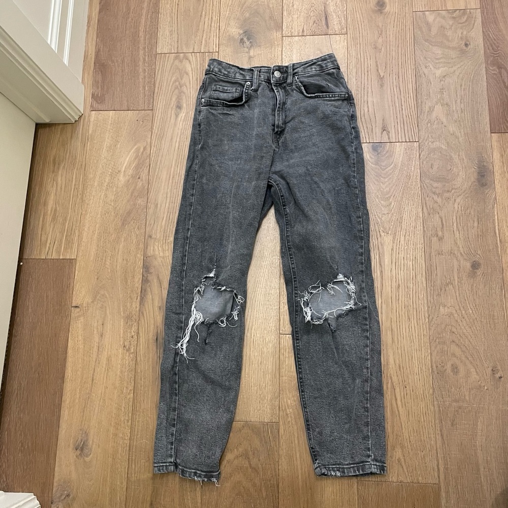 Black Jeans with Holes on the Knees